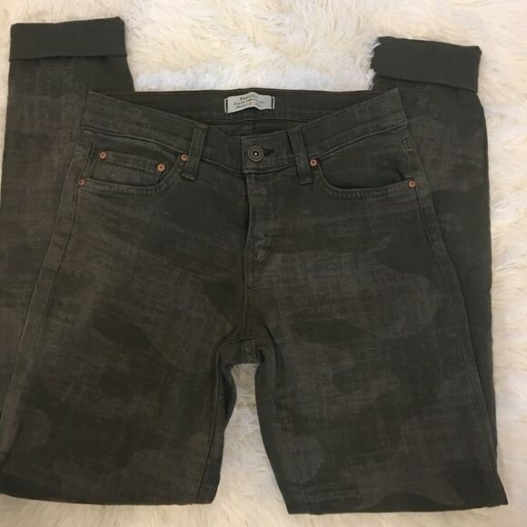 Principle size 2 green camo denim skinny jeans - Picture 1 of 4